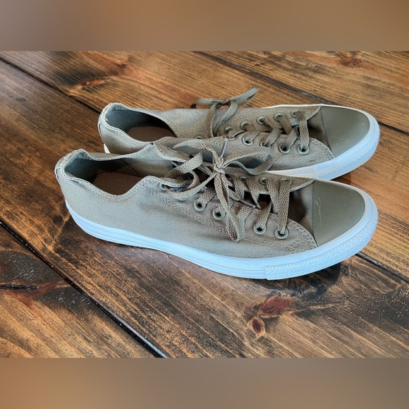 Converse Chuck Taylor Casual olive green Canvas Sneakers, men’s 9, women’s 11 - Picture 1 of 8